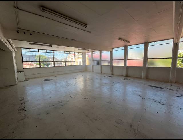240M² BUSINESS TO LET IN WOODSTOCK